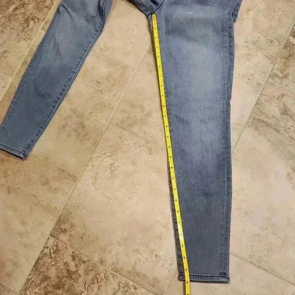 J Brand Strobe Capri - Picture 2 of 10